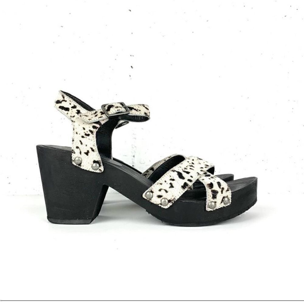 Free People x Matisse cow print Clog Sandals. Western calf hair   8